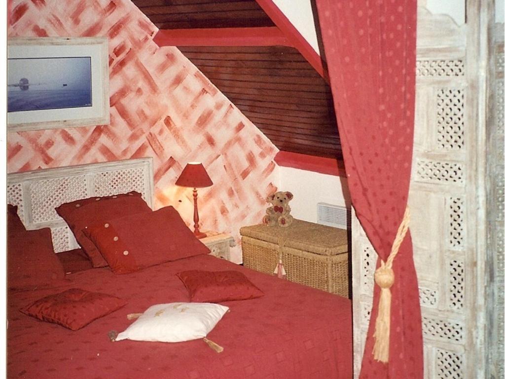 Chambres D'Hotes "Manoir Des Quatre Saisons" ラ・トゥルバル 部屋 写真